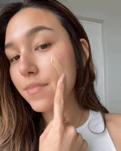 Tinted Sunscreen and Organic Moisturizer – 9 Ingredients – No White Cast – Face-Safe Daily SPF – 2 oz